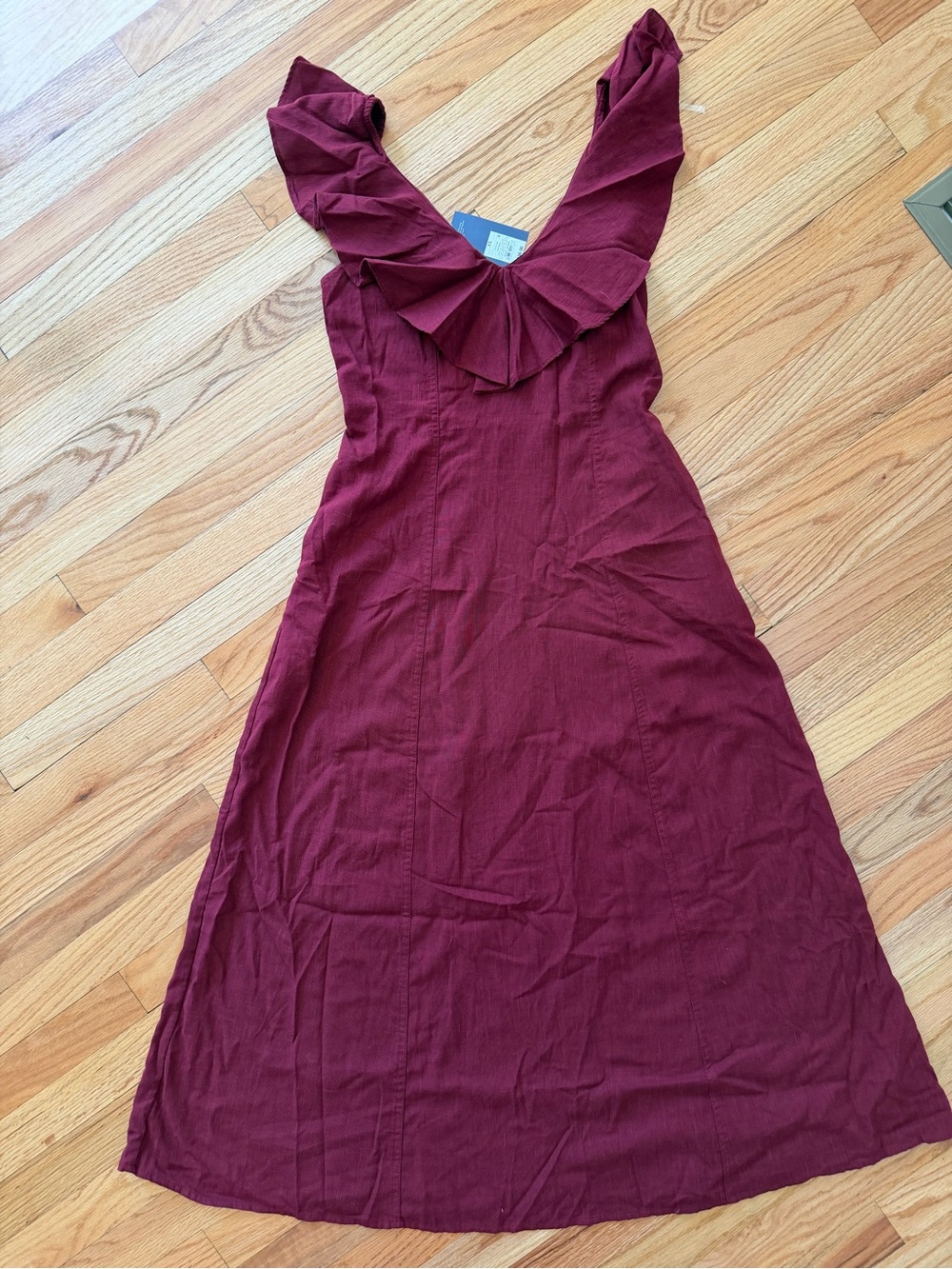 Universal Thread Ruffled V-Neck Midi Dress in Deep Wine NWT